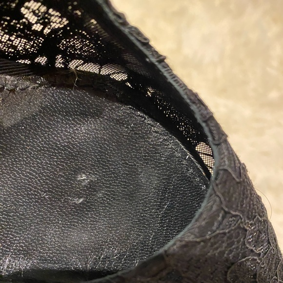 Dolce & Gabbana lace heels - Picture 13 of 13